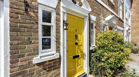5 Heathfield Close, Midhurst, GU29