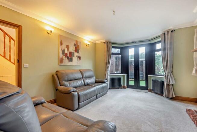 8586487-interior04-800.jpg
