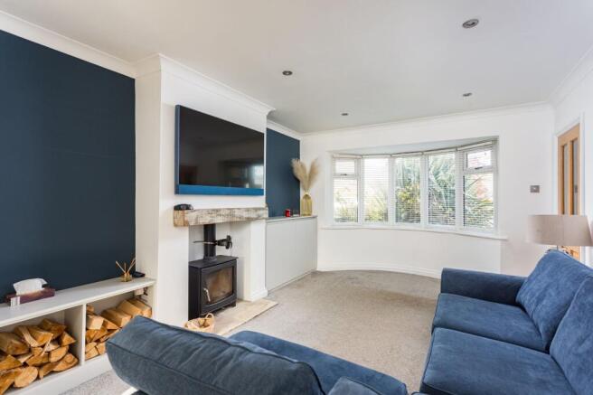 4 bed Semi-Detached for sale Image 5