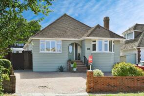 88, Saltdean Vale, Saltdean, Brighton BN2 8HF