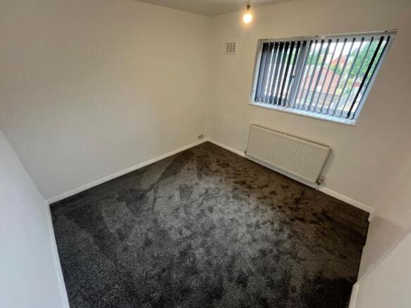 2 bed End of Terrace to rent Image 12