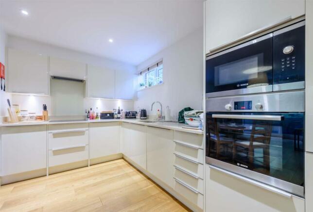 CONTEMPORARY KITCHEN.jpg