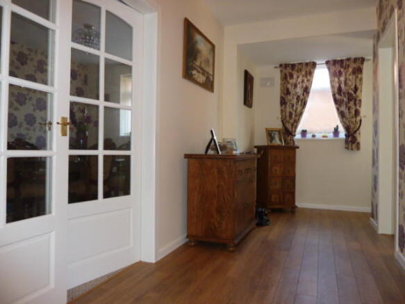 Spacious Entrance Hallway