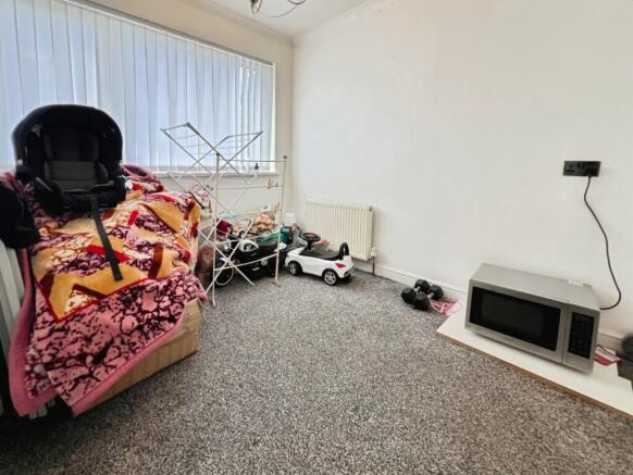 3 bed Terraced for sale Image 7
