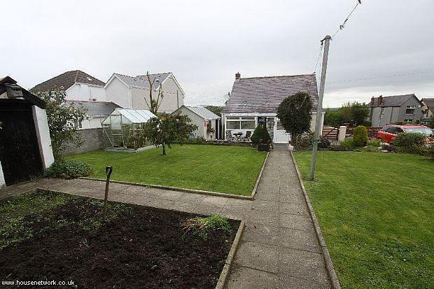 Rear garden.jpg