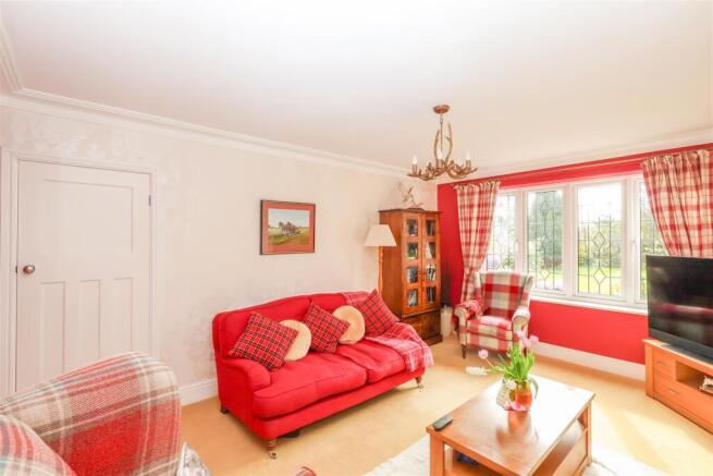3 bed Detached for sale Image 12