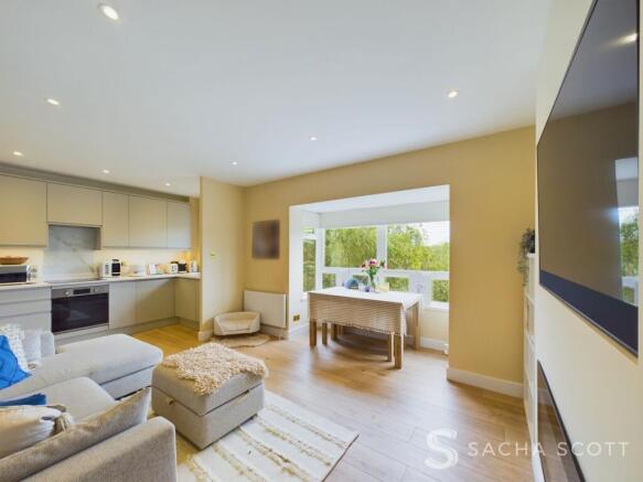 Lounge / Kitchen / Diner