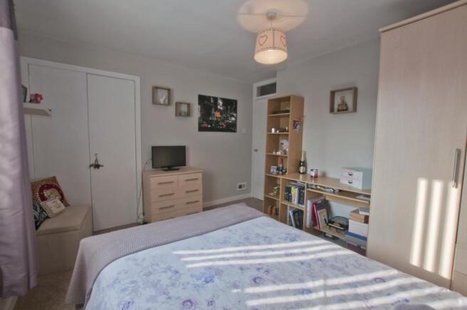 Bedroom 3 (2)