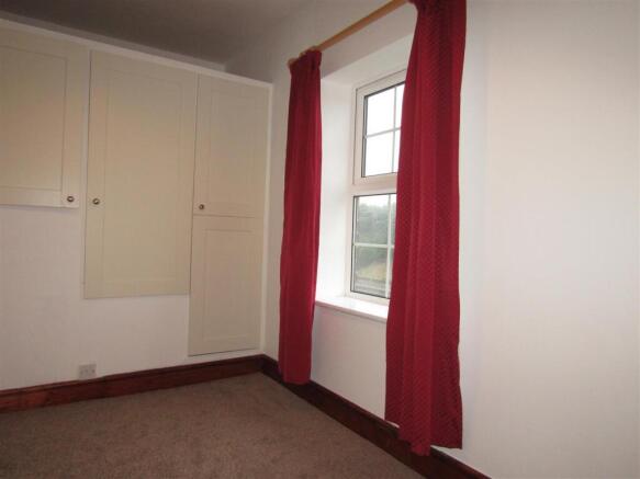 2 bed House to rent Image 8