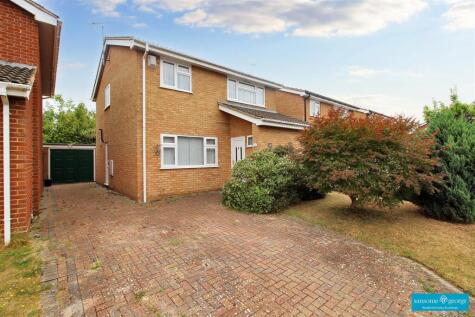 Calder Close, Tilehurst, Reading