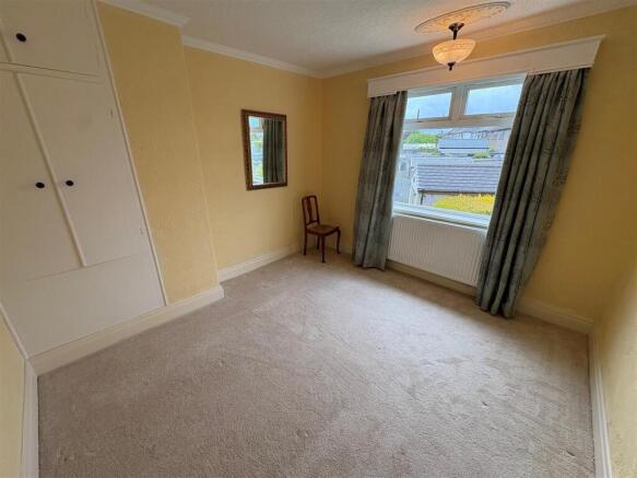 3 bed Semi-Detached for sale Image 8