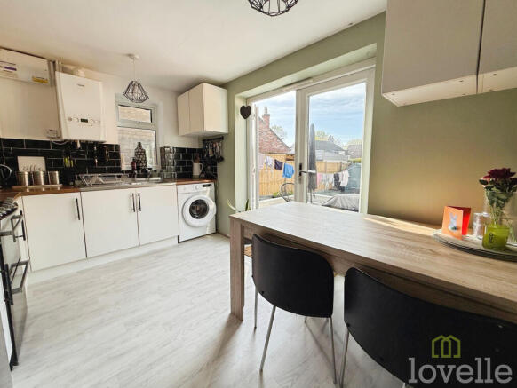 Burghley Park Close, North Hykeham, LN6 photo 4