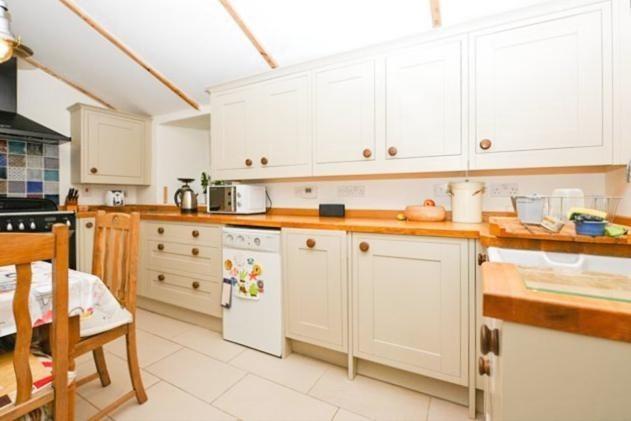Kitchen/breakfast ro