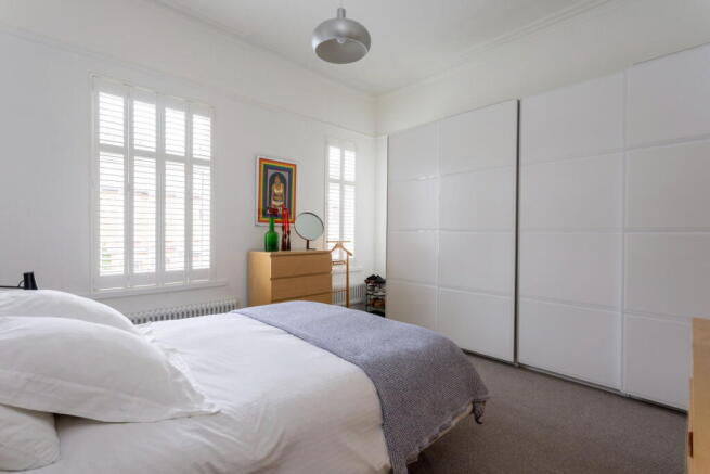 3 bed Terraced for sale Image 12