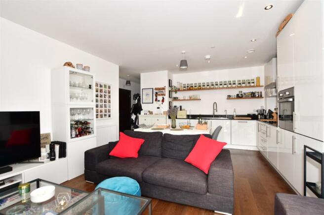 Kitchen/Living Area