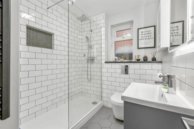 18 Flitcroft Lea, HP13 5LE-11.jpg