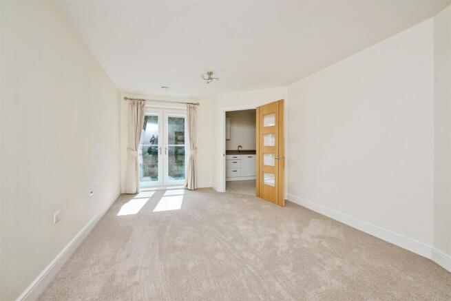 elmtreecourt-retirementliving-mccarthystone80highs