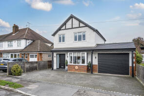 3, Barnett Close, Leatherhead KT22 7DW