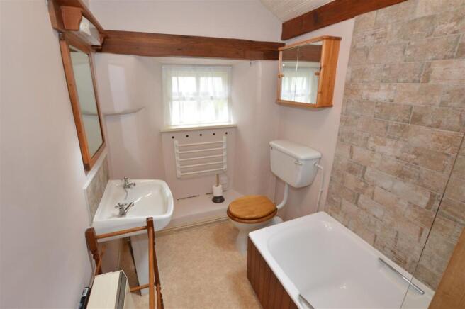 3 bed Cottage for sale Image 9