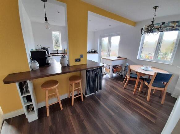 Kitchen/Breakfast Room