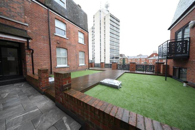 12 bed Block of Apartments for sale Image 4