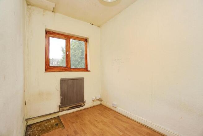3 bed Terraced for sale Image 12