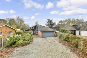 Courtlands, Vicarage Lane, Canterbury CT2 9ET