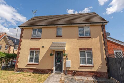 Longtown Grove, Newport, NP10
