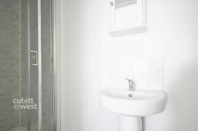 2b754b56-Bath