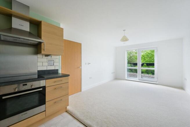 MENTMORE HOUSE, FLAT (10).jpg