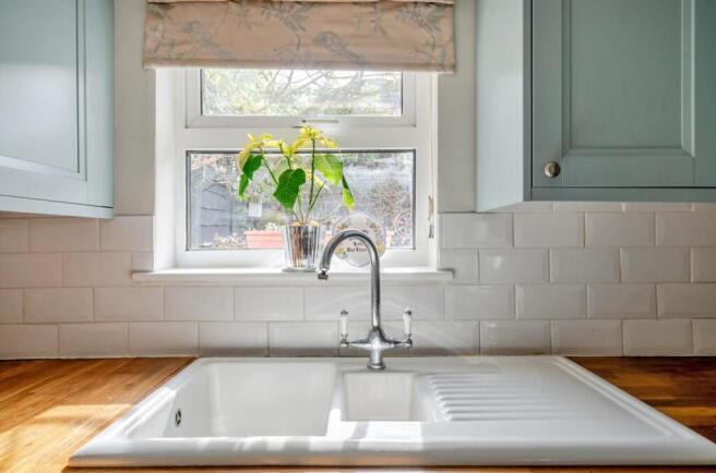 Kitchen/ Breakfast Room