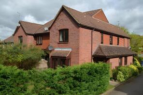 9, Ambleside, St Annes Road, Godalming GU7 1LP