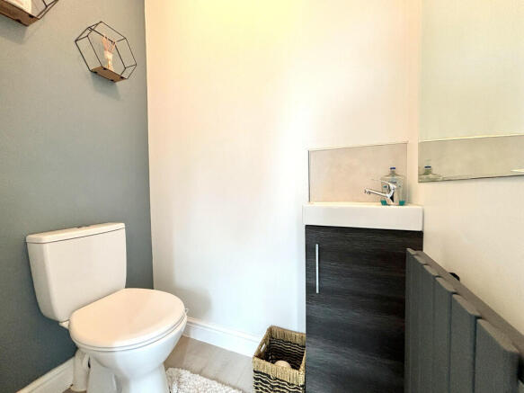 Cloakroom/WC
