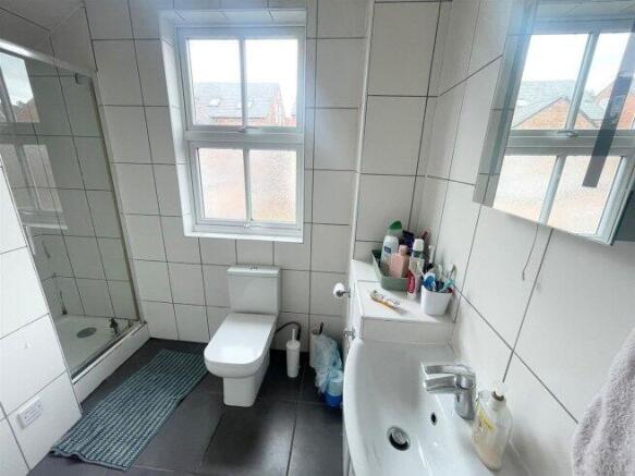 gregory-avenue-ng7-2eq-1056746