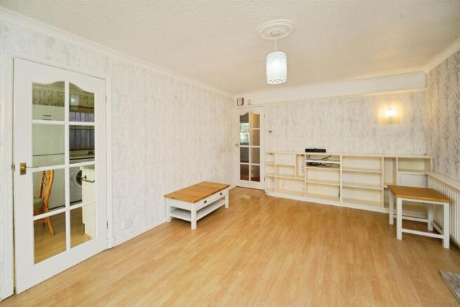 2 bed Bungalow for sale Image 7