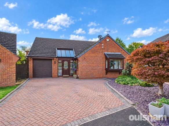 3-bed bungalow on Monnow Close, Droitwich, Worcestershire, WR9, £475,000