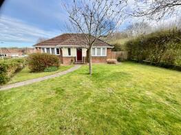 57, Newby Farm Road, Newby, Scarborough YO12 6UJ