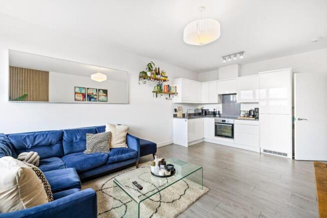 Flat 23, The Pinnacle Full Res-6.jpg