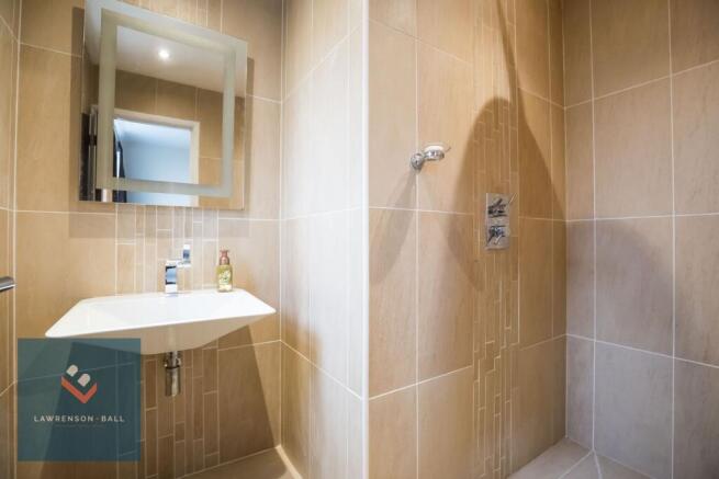 Ensuite