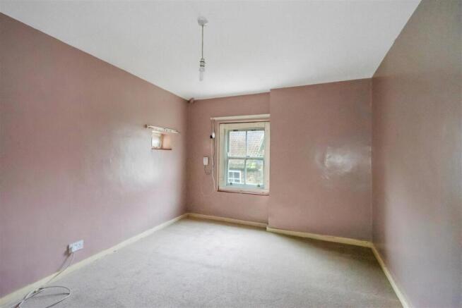 2 bed Cottage for sale Image 9