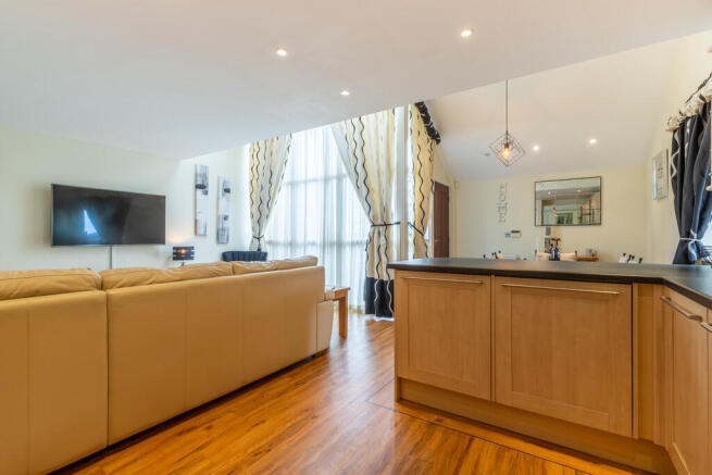 15 The Meadows, Kirkby Lonsdale, LA6 2GY  photo 4