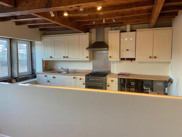 2 bed Apartment to rent Image 5