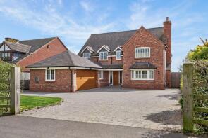 Grey Gables, Plough Road, Droitwich WR9 7NL