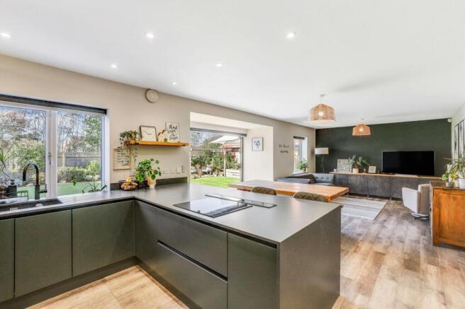 Open Plan Kitchen / Lounge / Diner