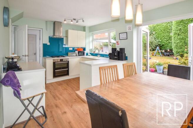 Alderton Drive, Bradmore, Wolverhampton, WV3 photo 4