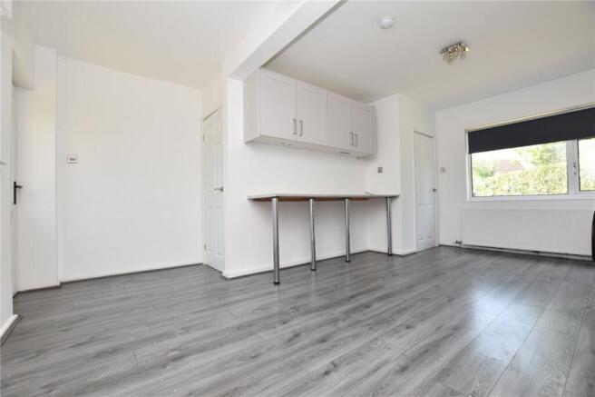 3 bed Semi-Detached for sale Image 5