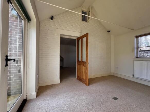 2 bed End of Terrace for sale Image 8