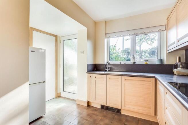 Photo 9