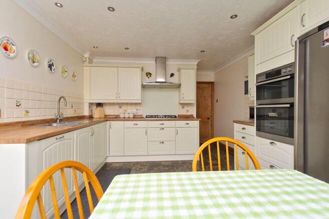 Kitchen/Breakf...