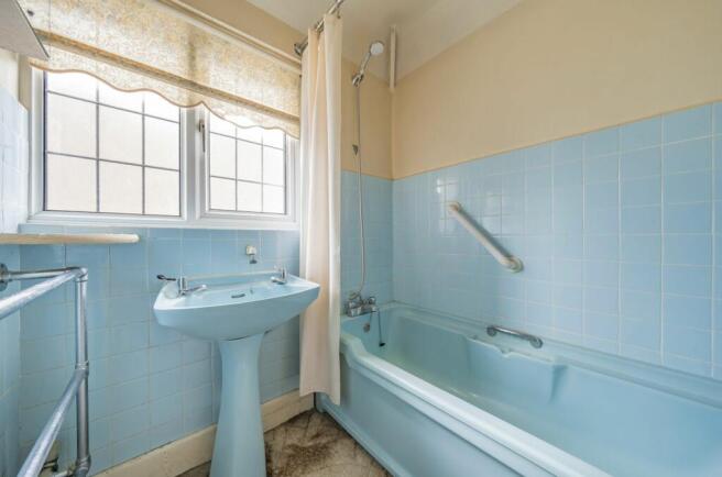 Photo 10